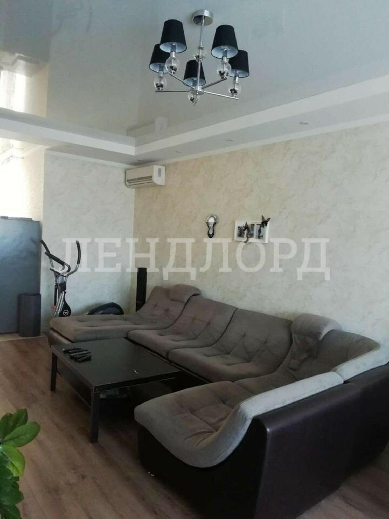 Купить дачу, дом, коттедж за 13 000 000 рублей на Сиреневая улица