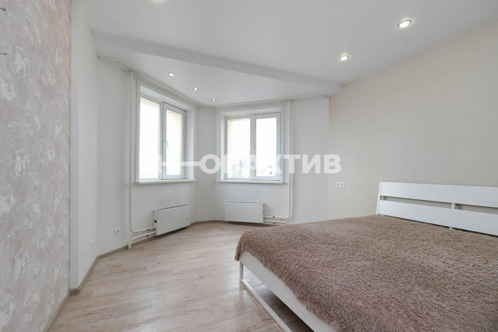 2-комн квартира улица Нижегородская, 18