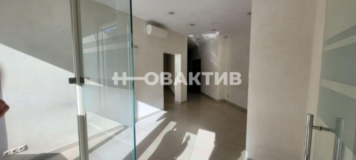Торговое помещение улица Галущака, 4