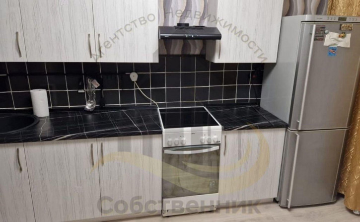 2-комн квартира Зеленый Лог мкр, 1