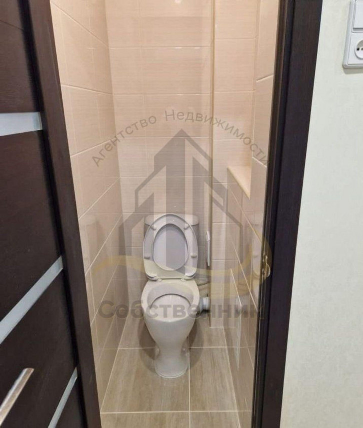2-комн квартира Зеленый Лог мкр, 1