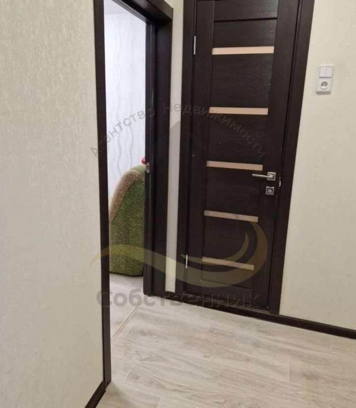2-комн квартира Зеленый Лог мкр, 1