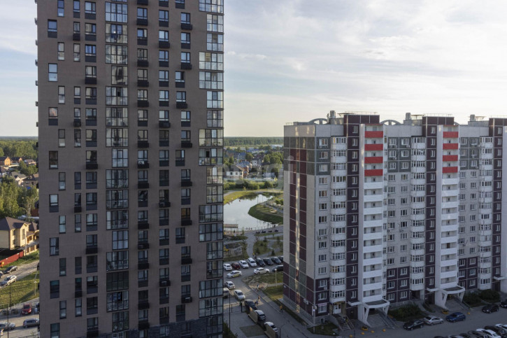 3-комн квартира Родниковая, 2