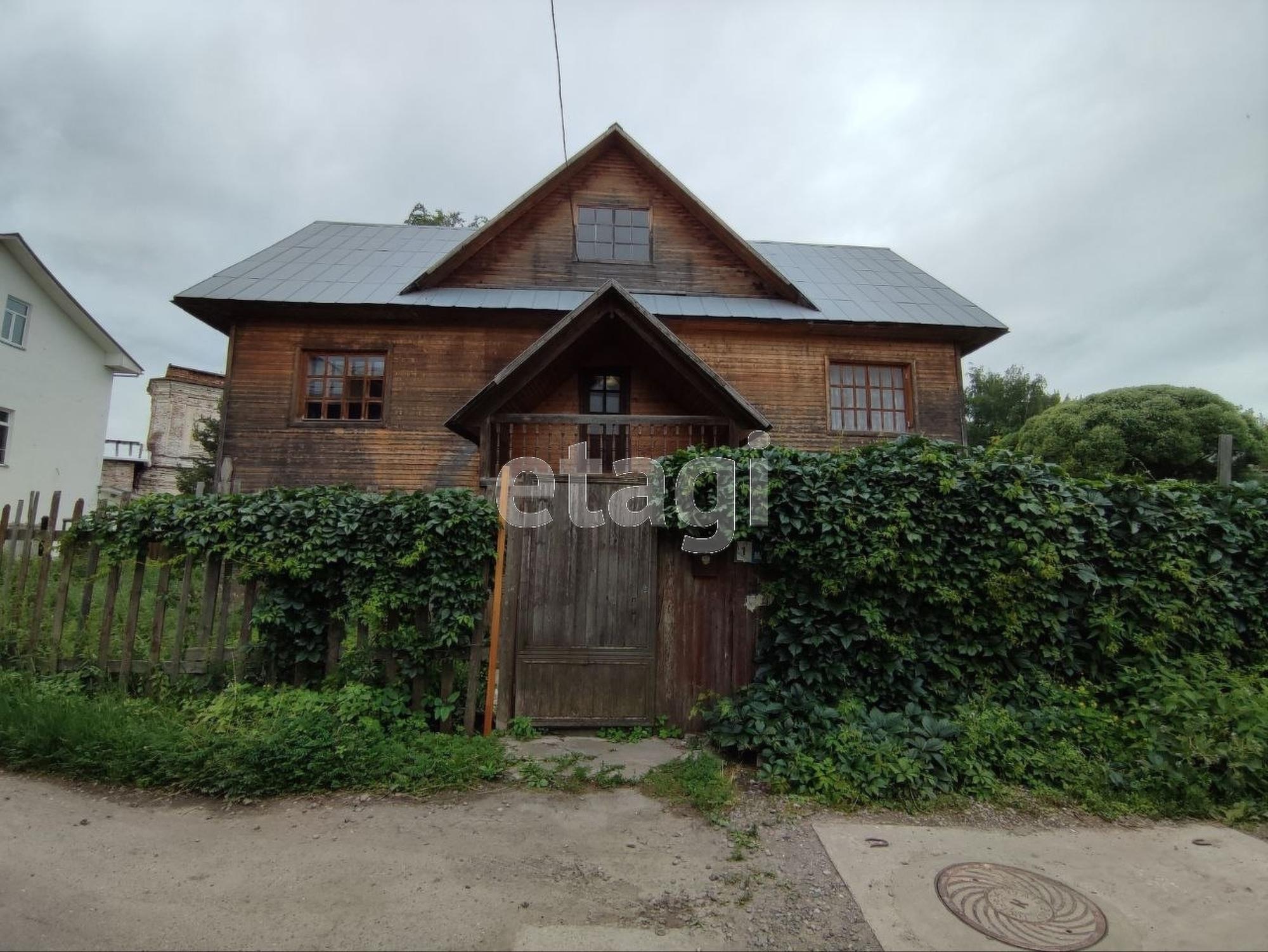 Купить дачу, дом, коттедж за 13 100 000 рублей на переулок Маяковского, 1