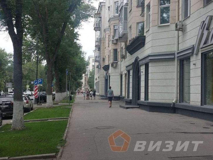 Торговое помещение Волжский проспект, 37