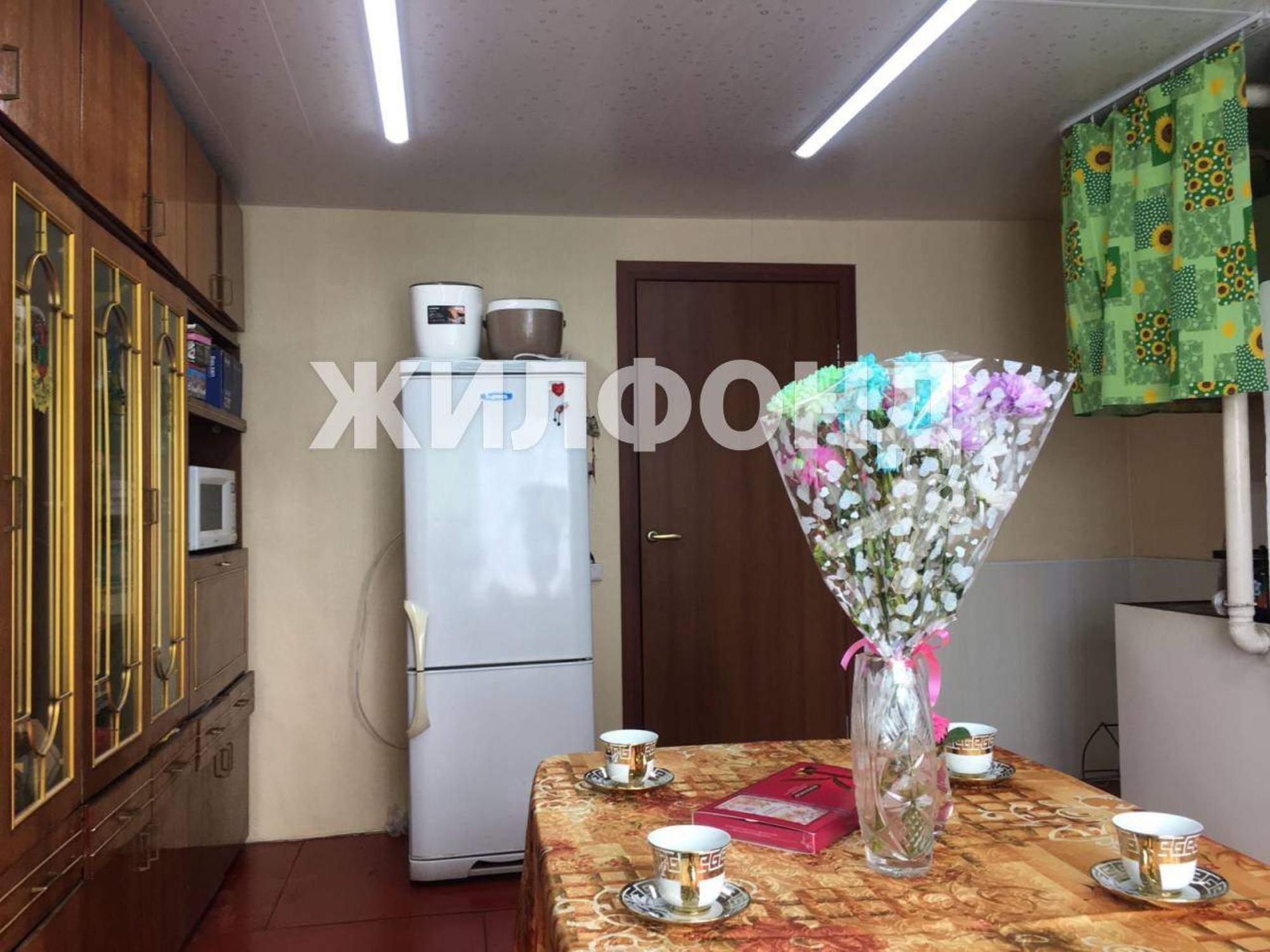 Купить дачу, дом, коттедж за 3 500 000 рублей на Колхозная улица