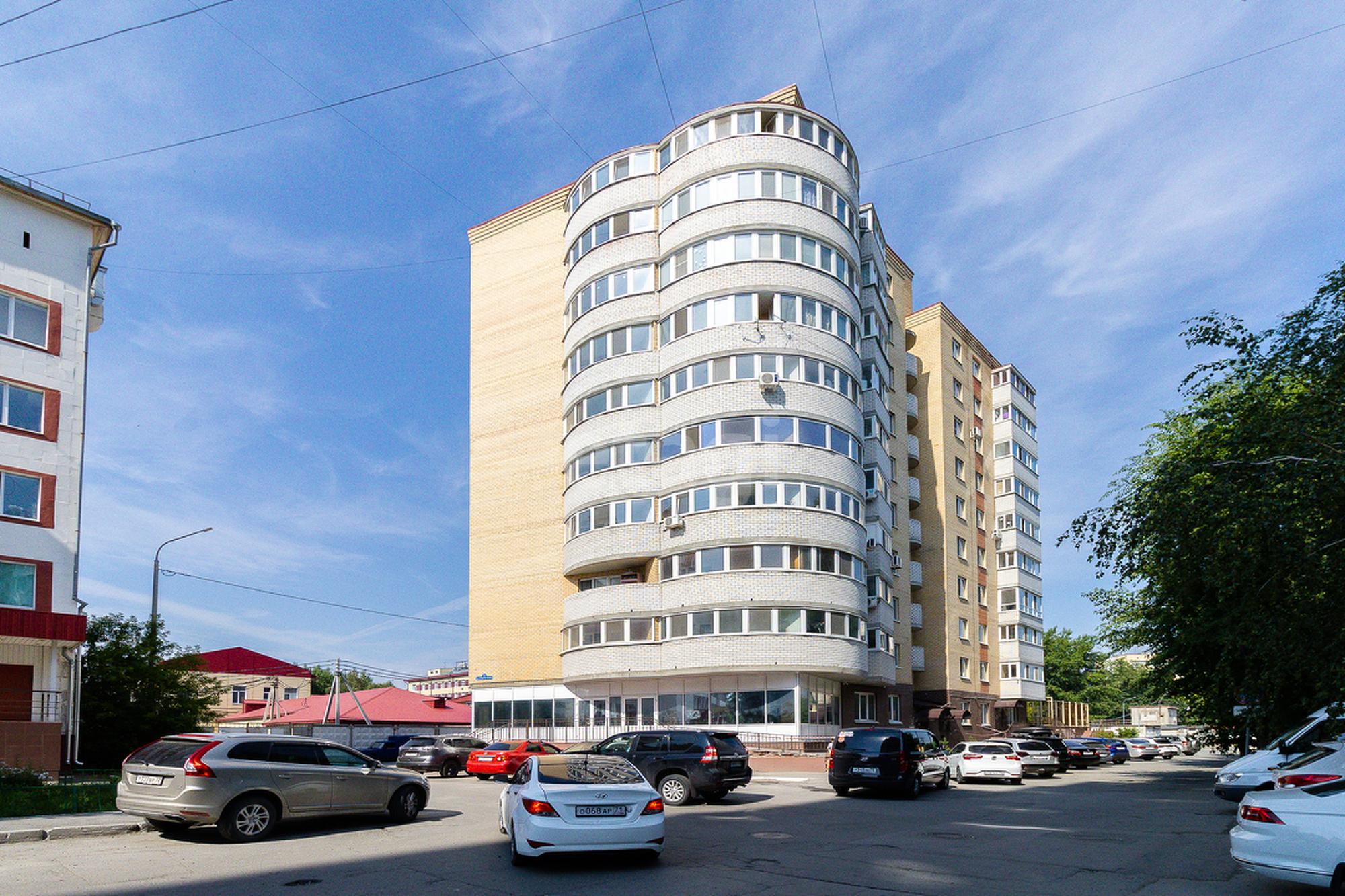 Купить офис, помещение под офис за 44 800 000 рублей на Тюмень