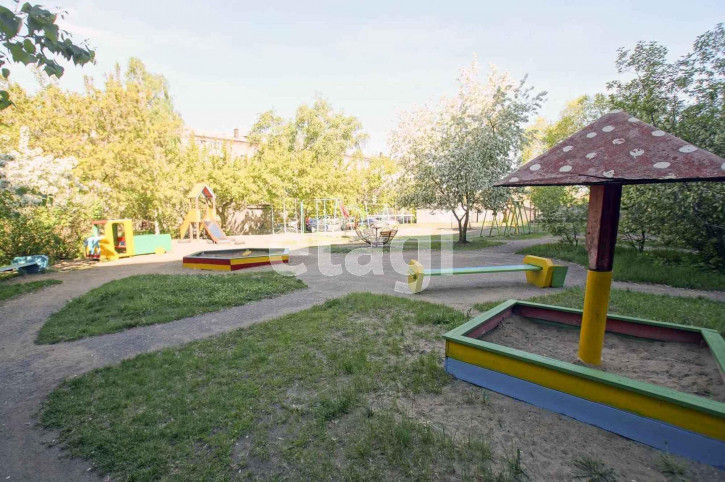 3-комн квартира Съездовская, 41