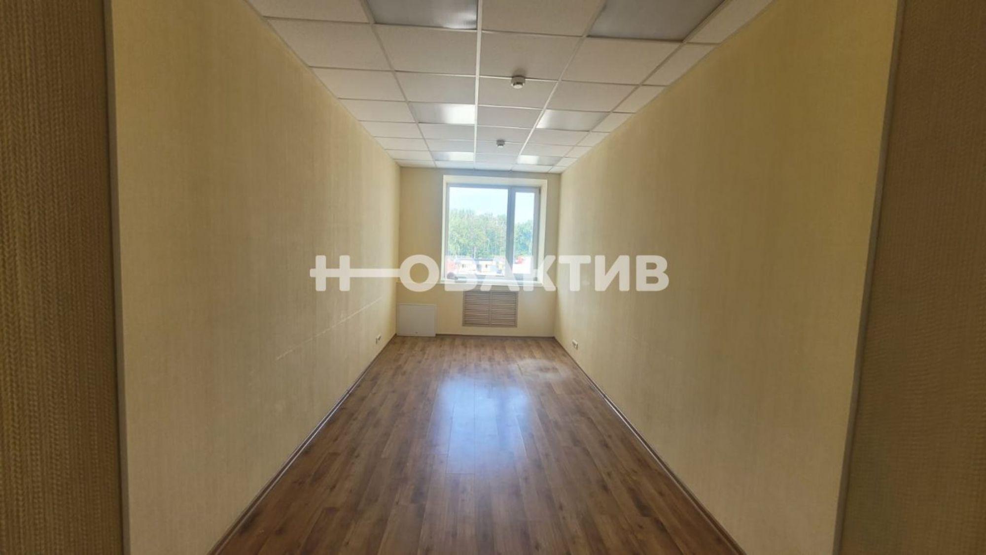 Сдать офис, помещение под офис за 15 000 рублей на улица Толмачевская, 21а