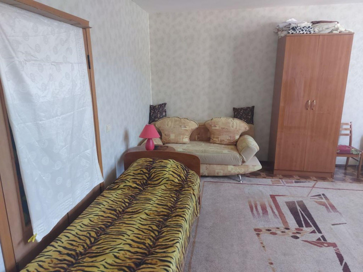 Комната Павлова, 64б
