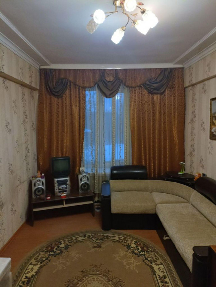 Комната Каравайковой ул, 141