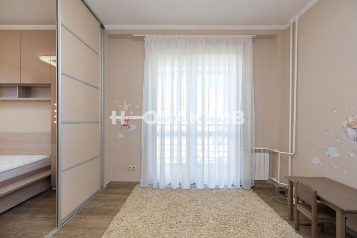 1-комн квартира улица Семьи Шамшиных, 24