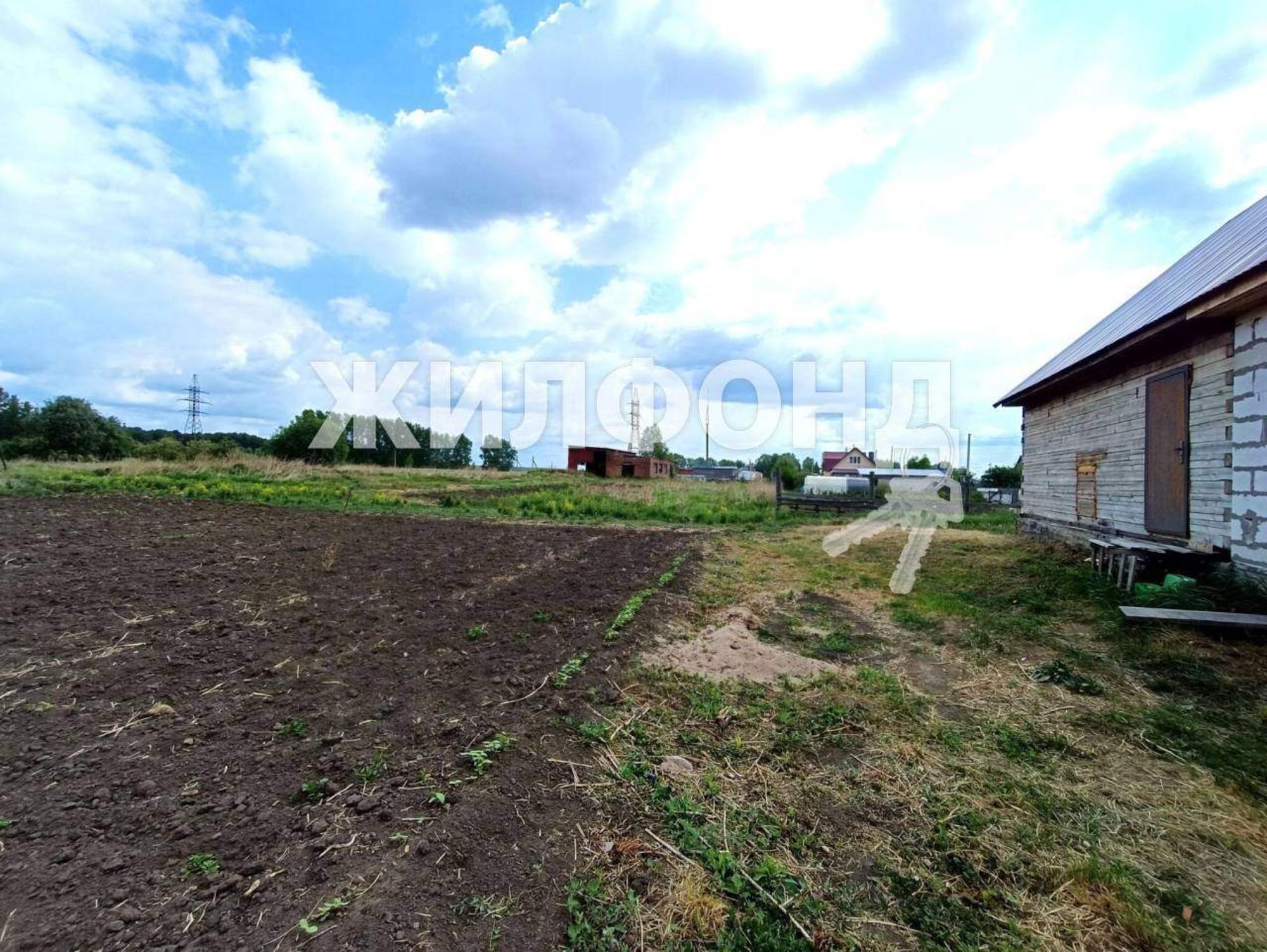Купить дачу, дом, коттедж за 2 000 000 рублей на Школьная улица