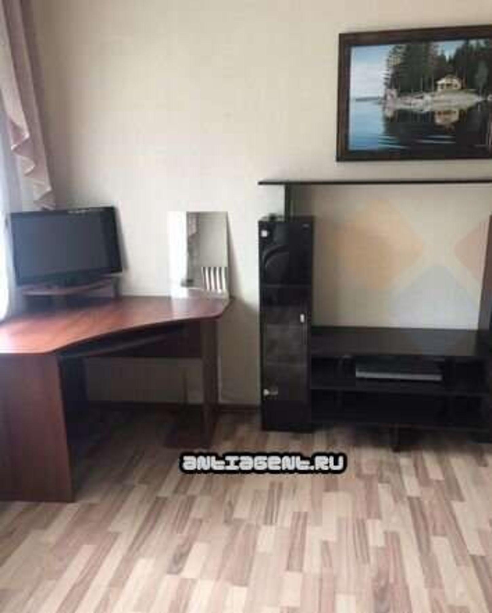 Сдать дачу, дом, коттедж за 20 000 рублей на Калинина ул, 227