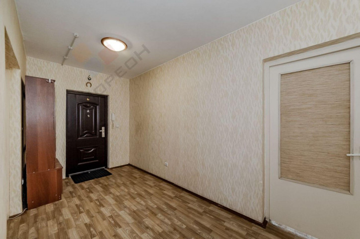 2-комн квартира 9-я Тихая ул, 5