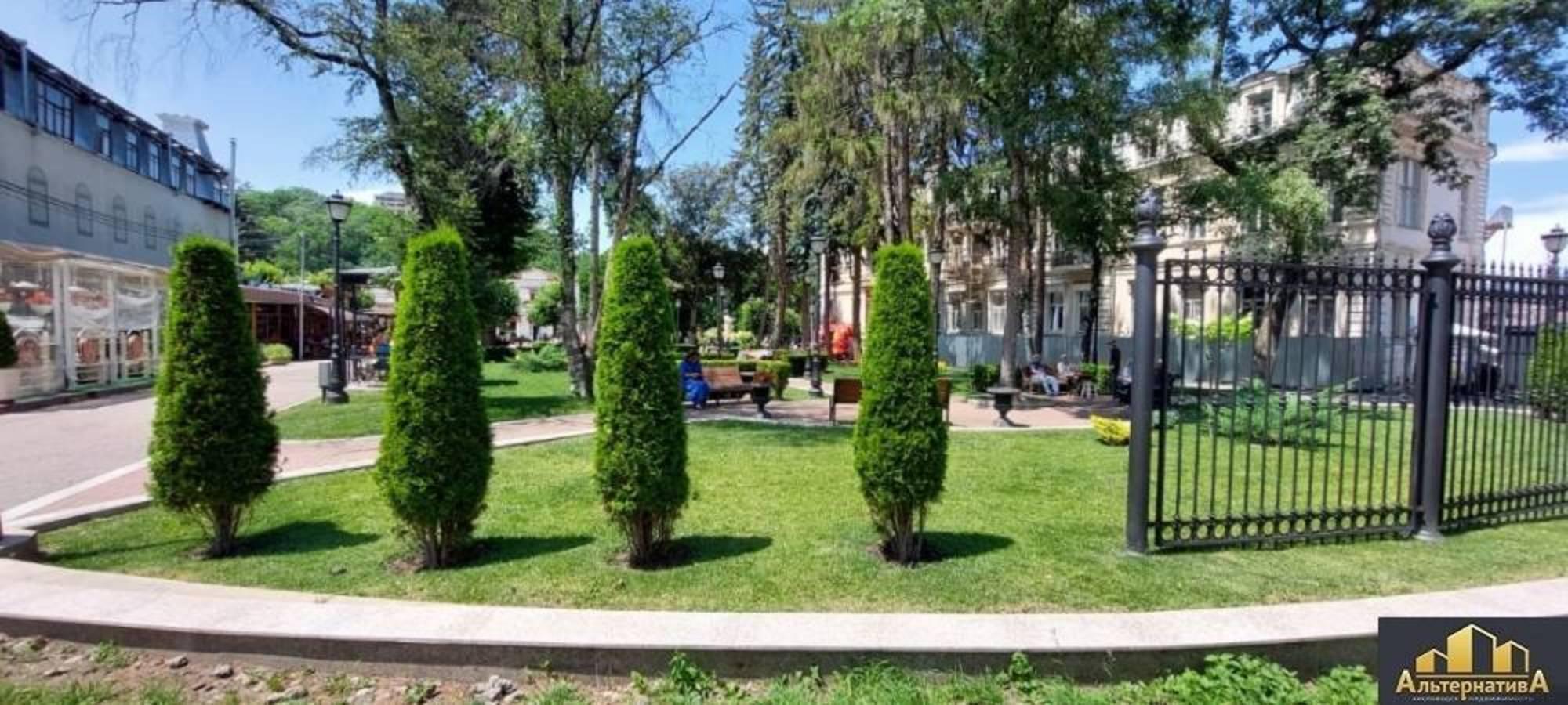 Купить помещение свободного назначения за 29 000 000 рублей на Курортный бул.