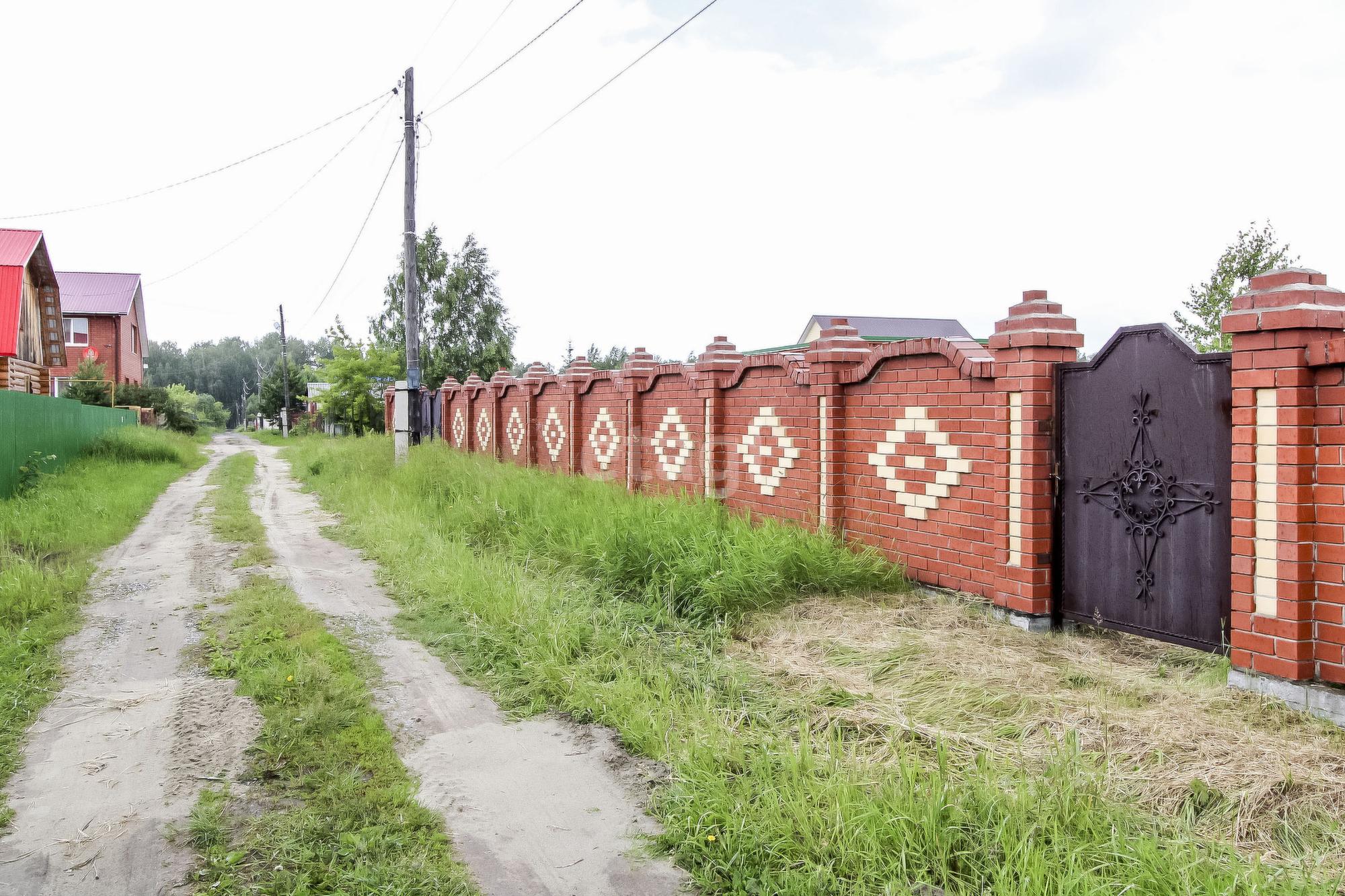 Купить дачу, дом, коттедж за 4 170 000 рублей на 4-ая,