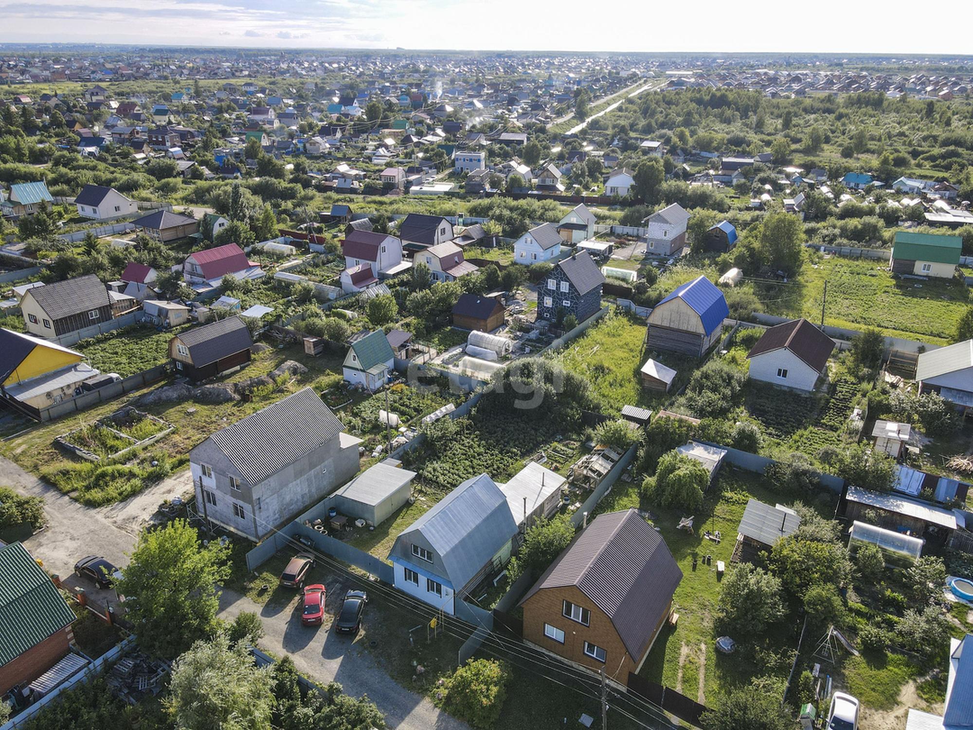 Купить дачу, дом, коттедж за 6 100 000 рублей на Солнечная,