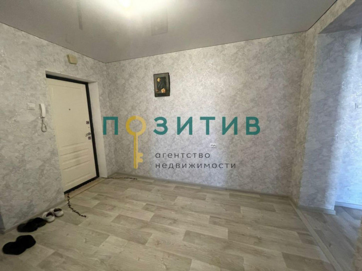 3-комн квартира 9 мая , 7