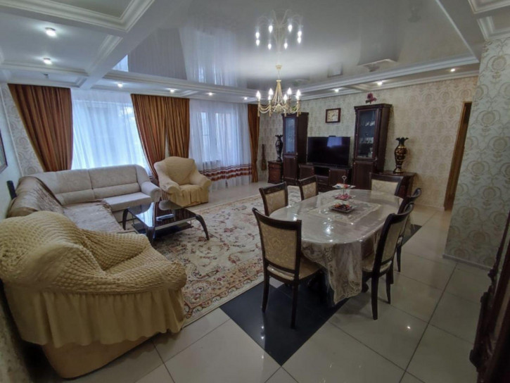 2-комн квартира Никольская ул, 15А