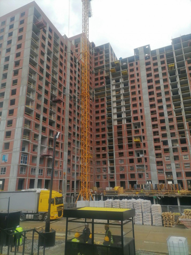 2-комн квартира в новом доме ул. Академика Ландау, 3