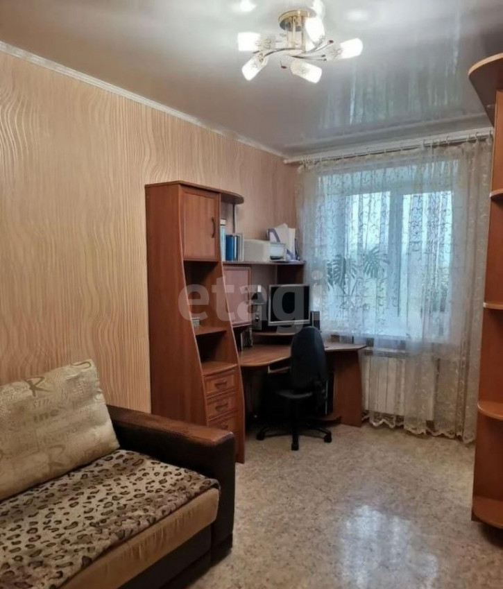 3-комн квартира 22 Апреля, 56