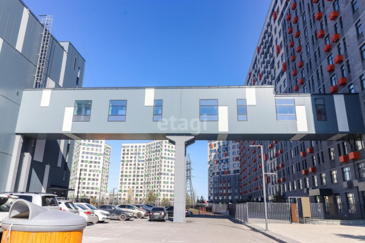 Гараж/парковка Первооткрывателей 4