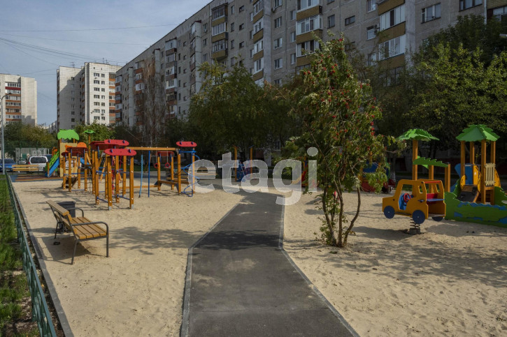 2-комн квартира Монтажников, 16