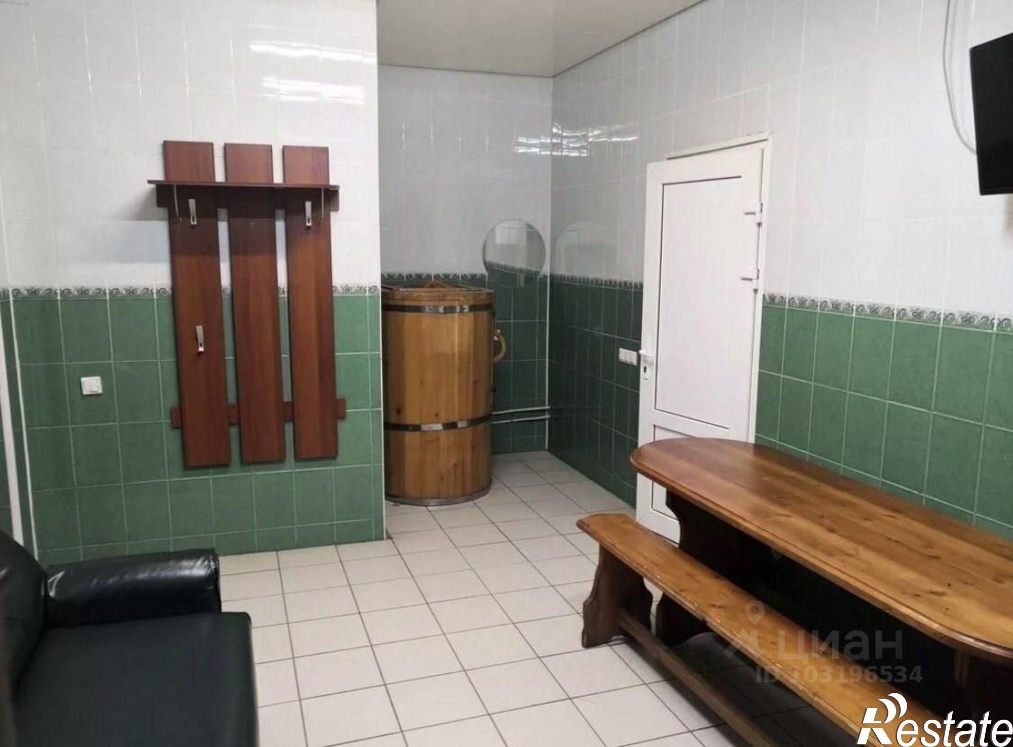 Купить ОСЗ, отдельно стоящее здание за 11 000 100 рублей на Молодёжная улица, 19Н