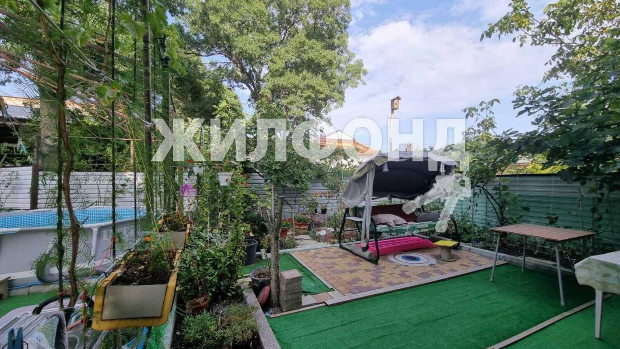 Купить дачу, дом, коттедж за 18 000 000 рублей на Фисташковая улица