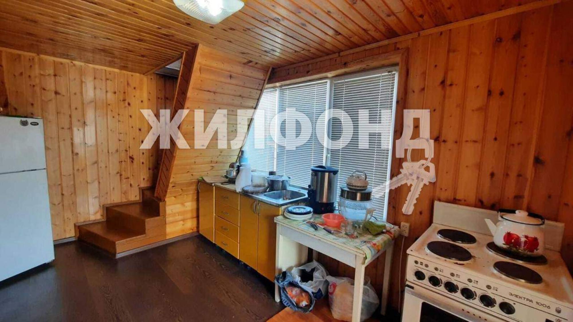 Купить дачу, дом, коттедж за 3 500 000 рублей на СОНТ Нефтяник садовое товарищество