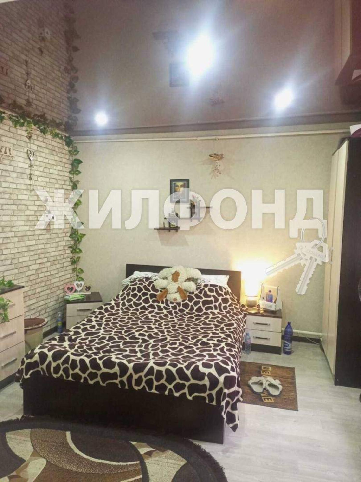 Купить дачу, дом, коттедж за 2 700 000 рублей на Карла Либкнехта улица