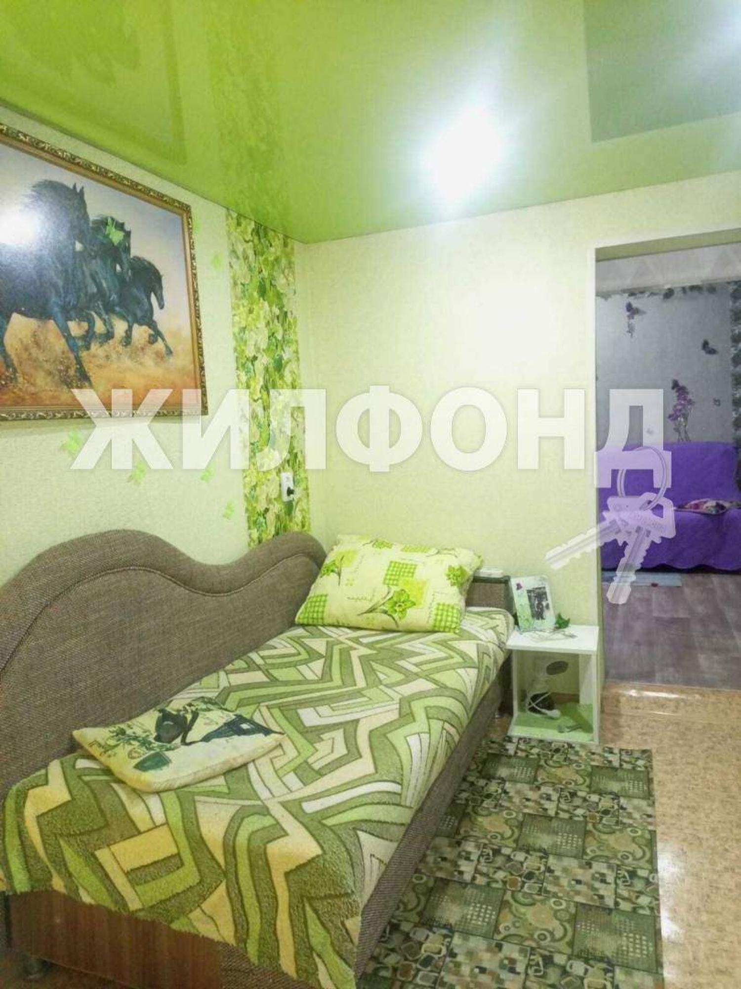 Купить дачу, дом, коттедж за 2 700 000 рублей на Карла Либкнехта улица
