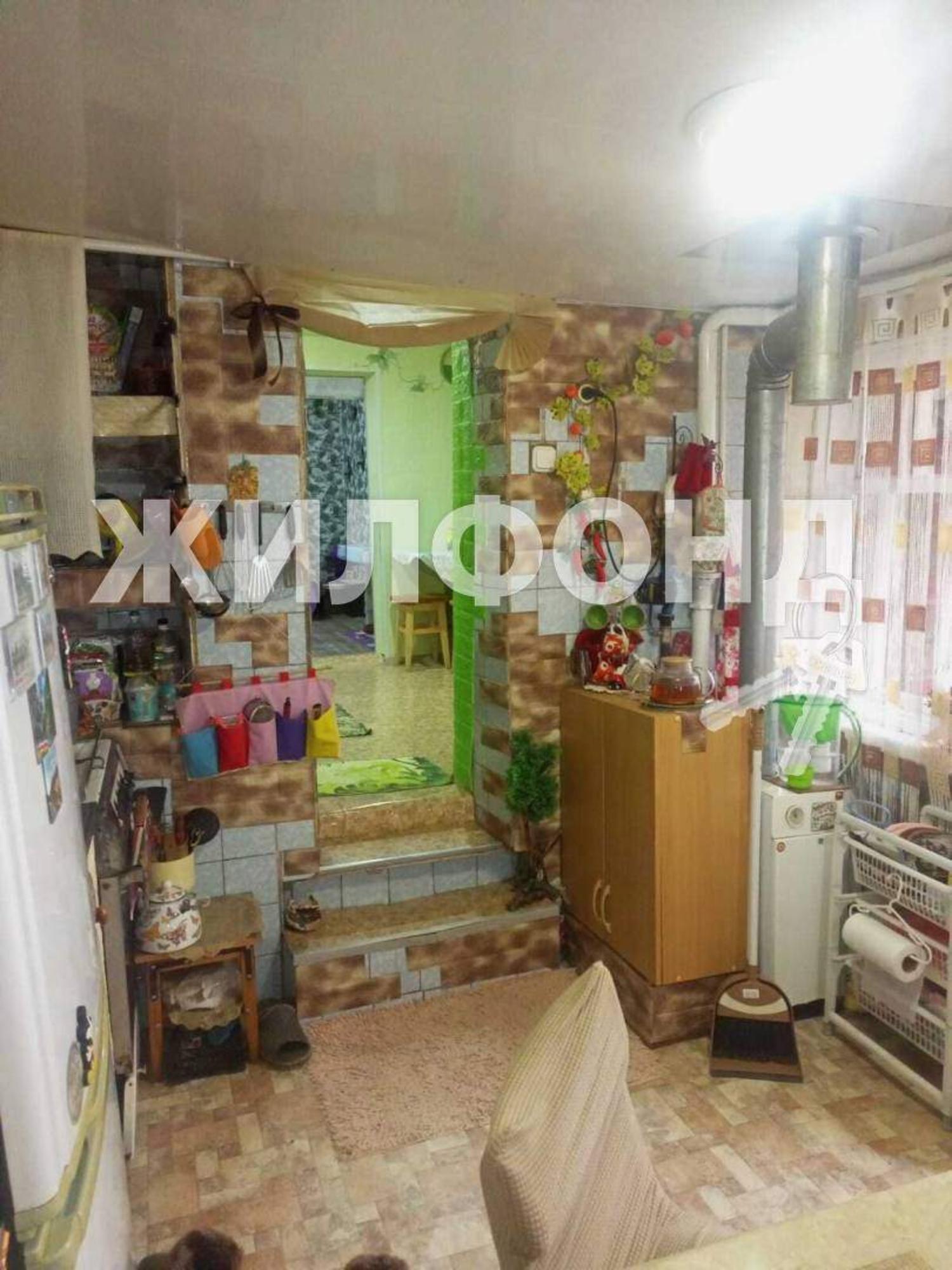 Купить дачу, дом, коттедж за 2 700 000 рублей на Карла Либкнехта улица