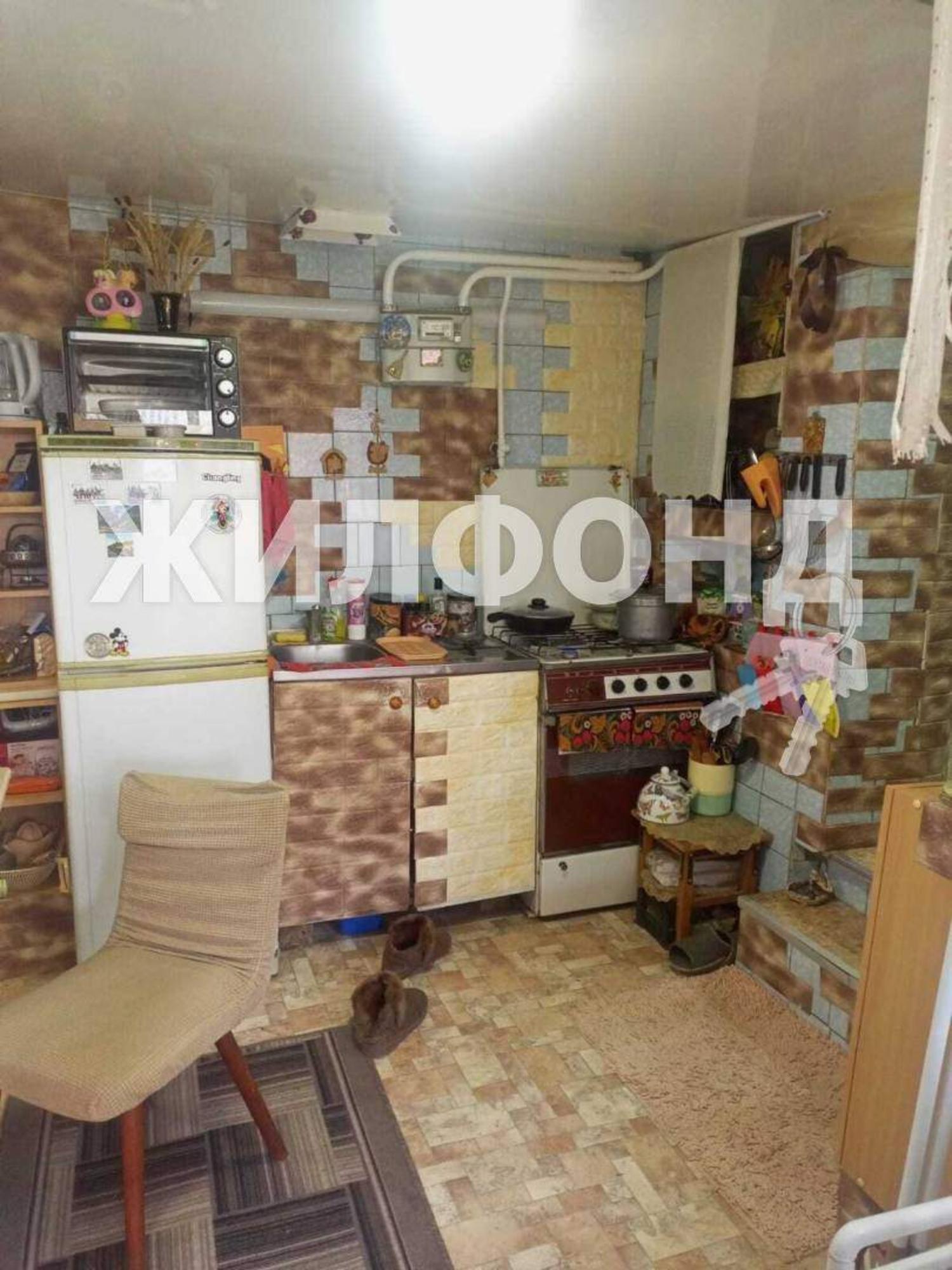 Купить дачу, дом, коттедж за 2 700 000 рублей на Карла Либкнехта улица