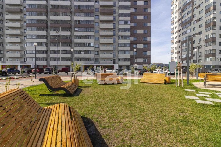3-комн квартира Дмитрия Менделеева, 2/2