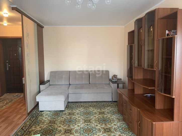 2-комн квартира Мельникайте, 101