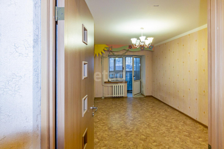 4-комн квартира Расточная, 24