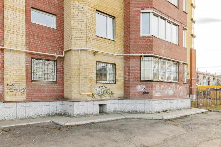 4-комн квартира Расточная, 24