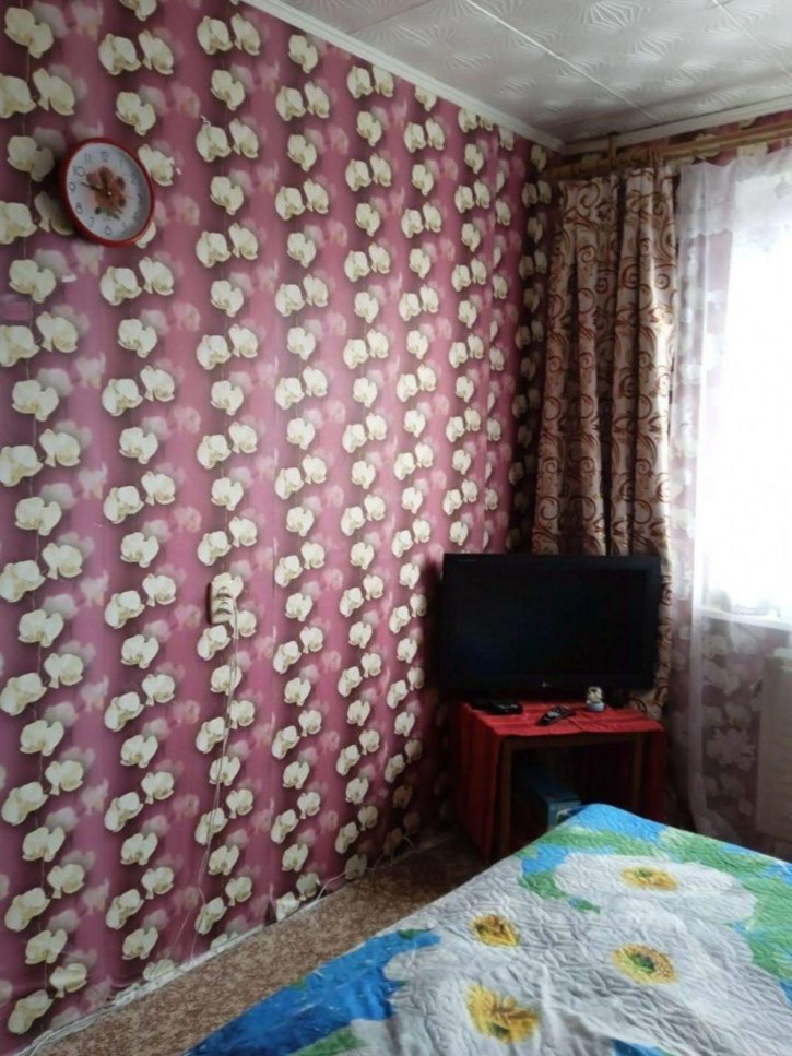 Комната улица Соколова-Соколёнка, 21,  д. 21