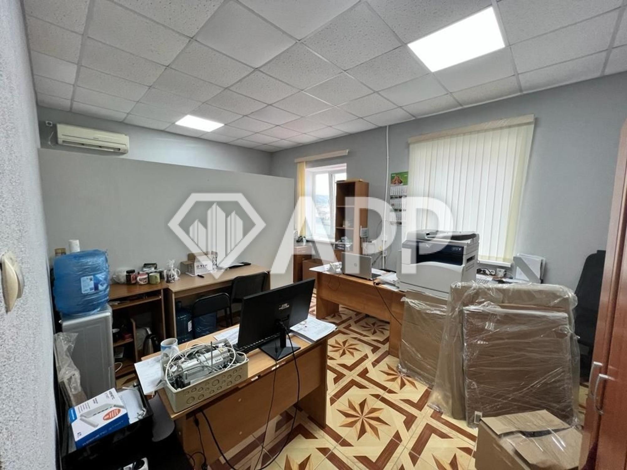Сдать офис, помещение под офис за 24 000 рублей на улица Тельмана