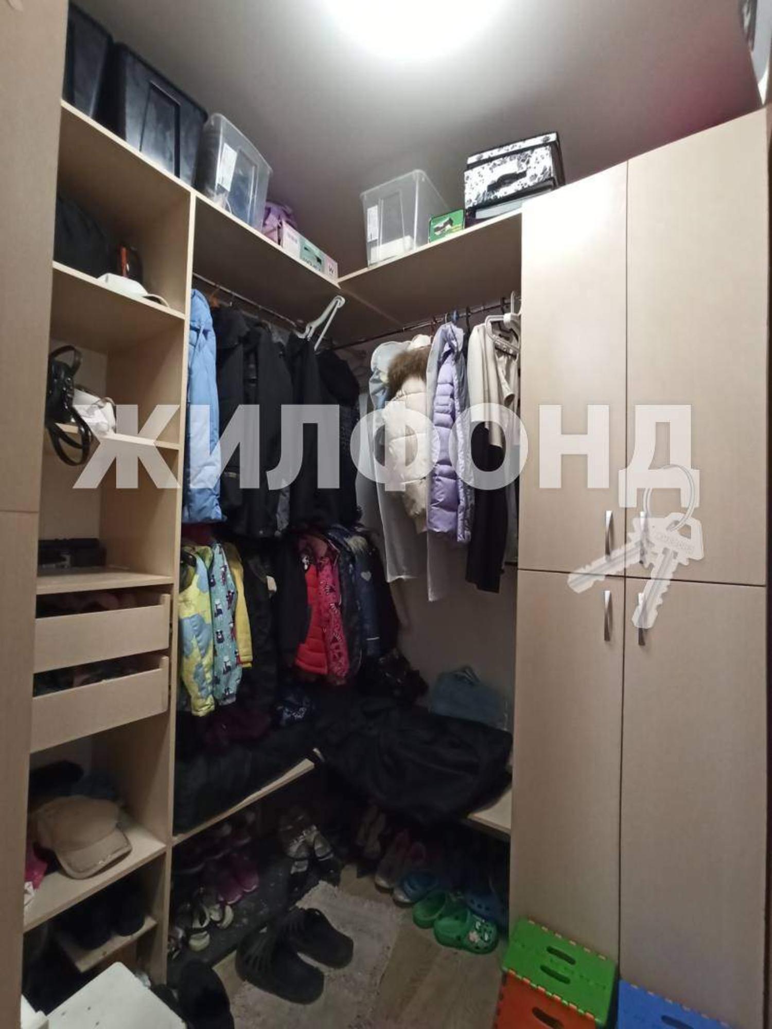 Купить квартиру за 9 900 000 рублей на Ясный Берег улица, д.4