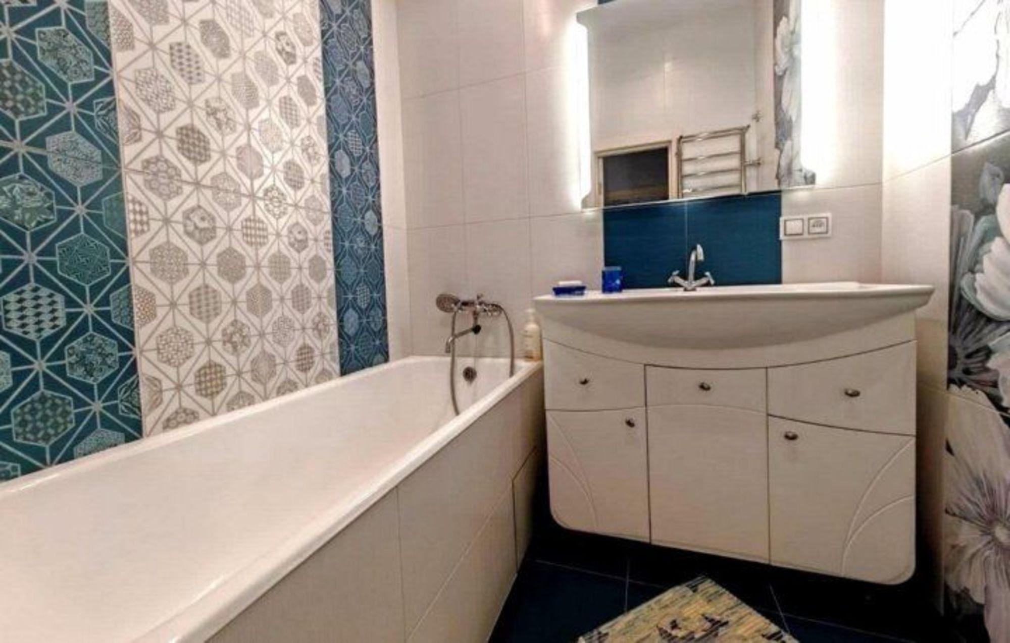 Сдать квартиру за 19 000 рублей на Октябрьский пр-кт, 12