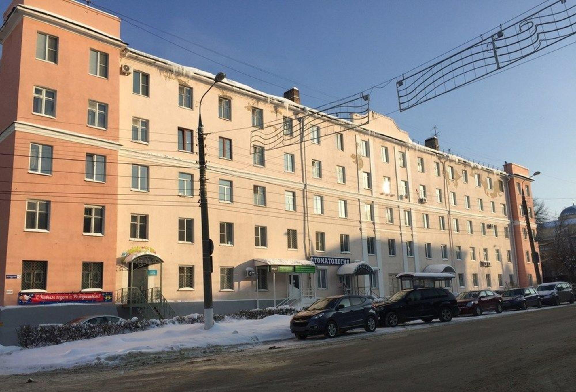 Сдать квартиру за 19 000 рублей на Октябрьский пр-кт, 12