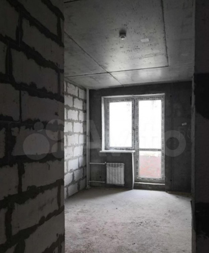 2-комн квартира Луначарского улица, 101