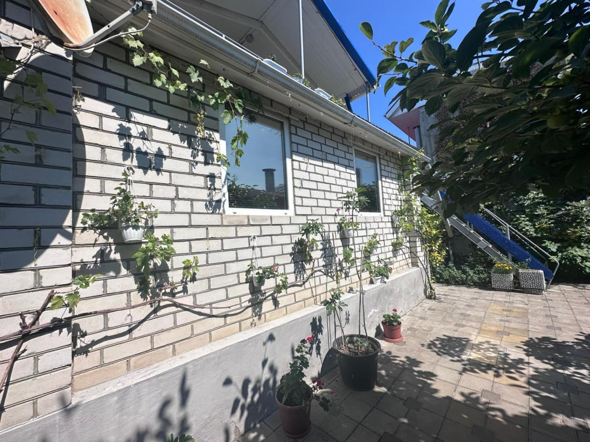 Купить дачу, дом, коттедж за 15 400 000 рублей на Заводская улица