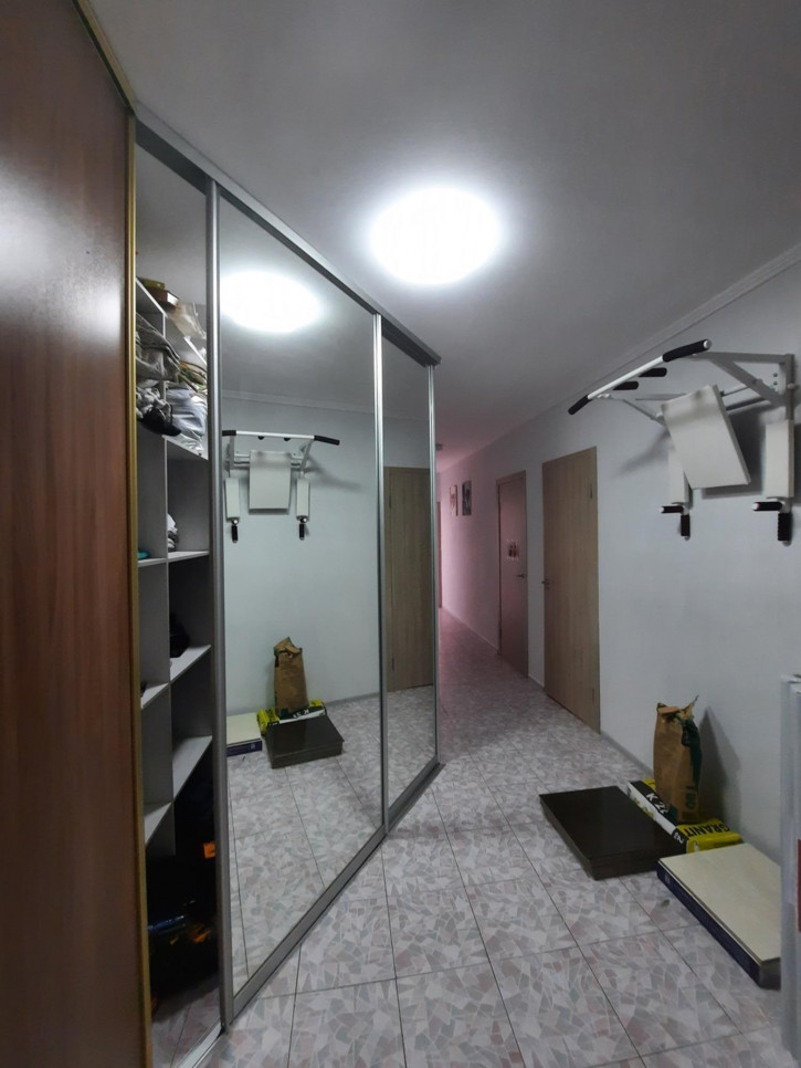 2-комн квартира Ленинградская улица, 41