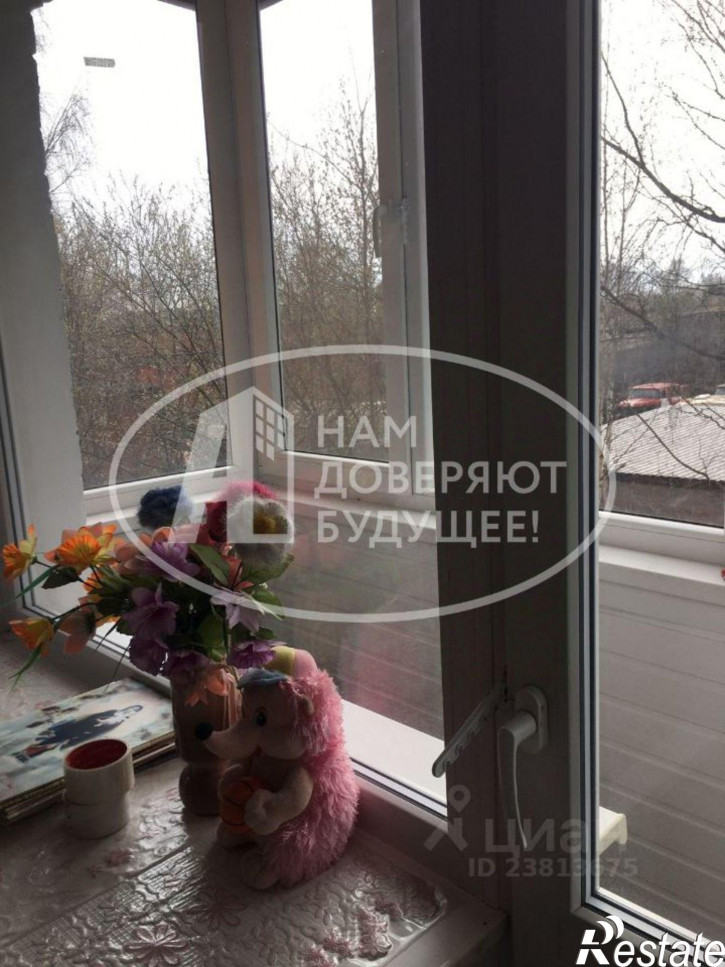 Комната улица Драгунова, 72А,  д. 72А