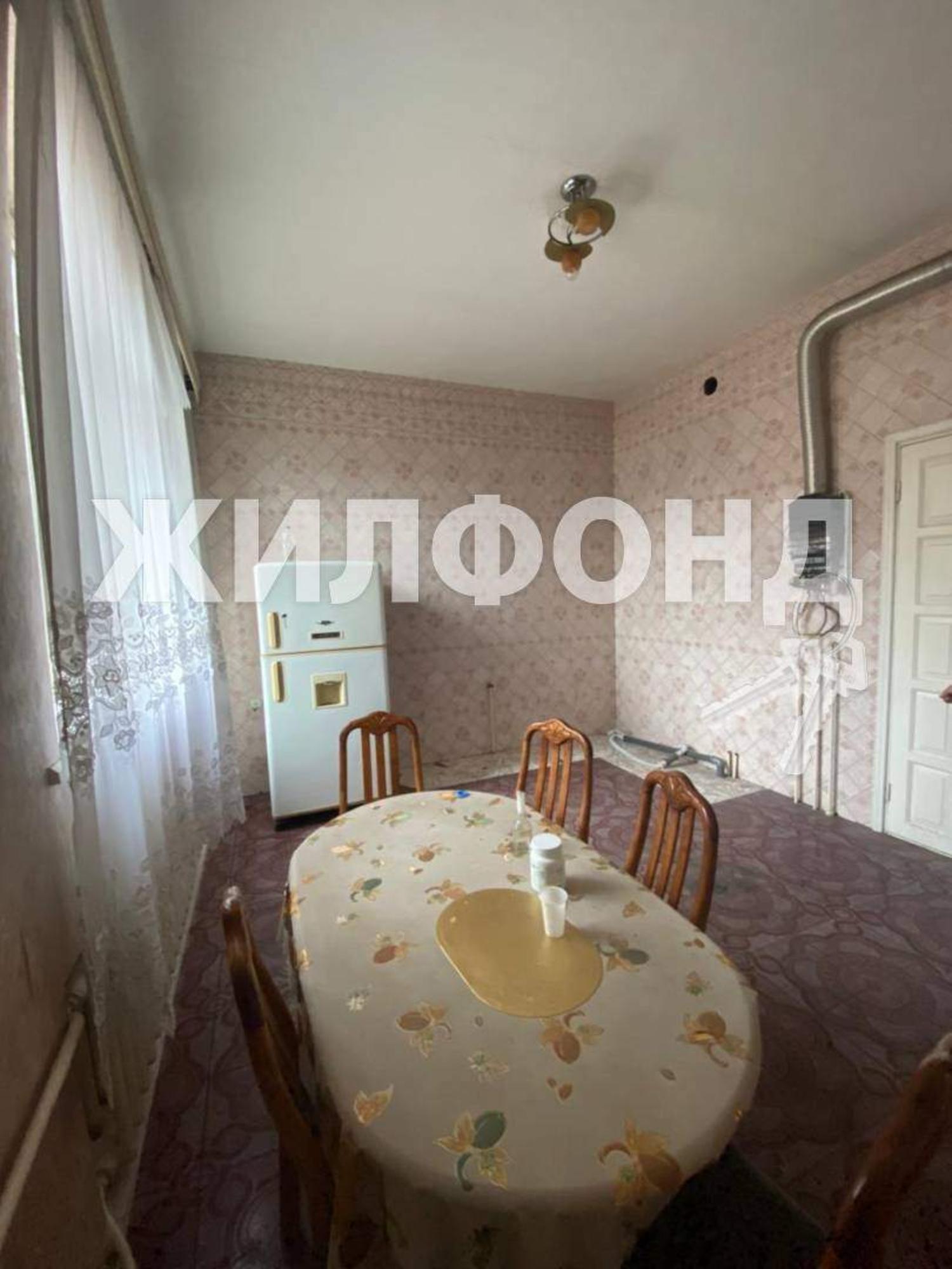 Купить дачу, дом, коттедж за 15 000 000 рублей на Чайковского улица