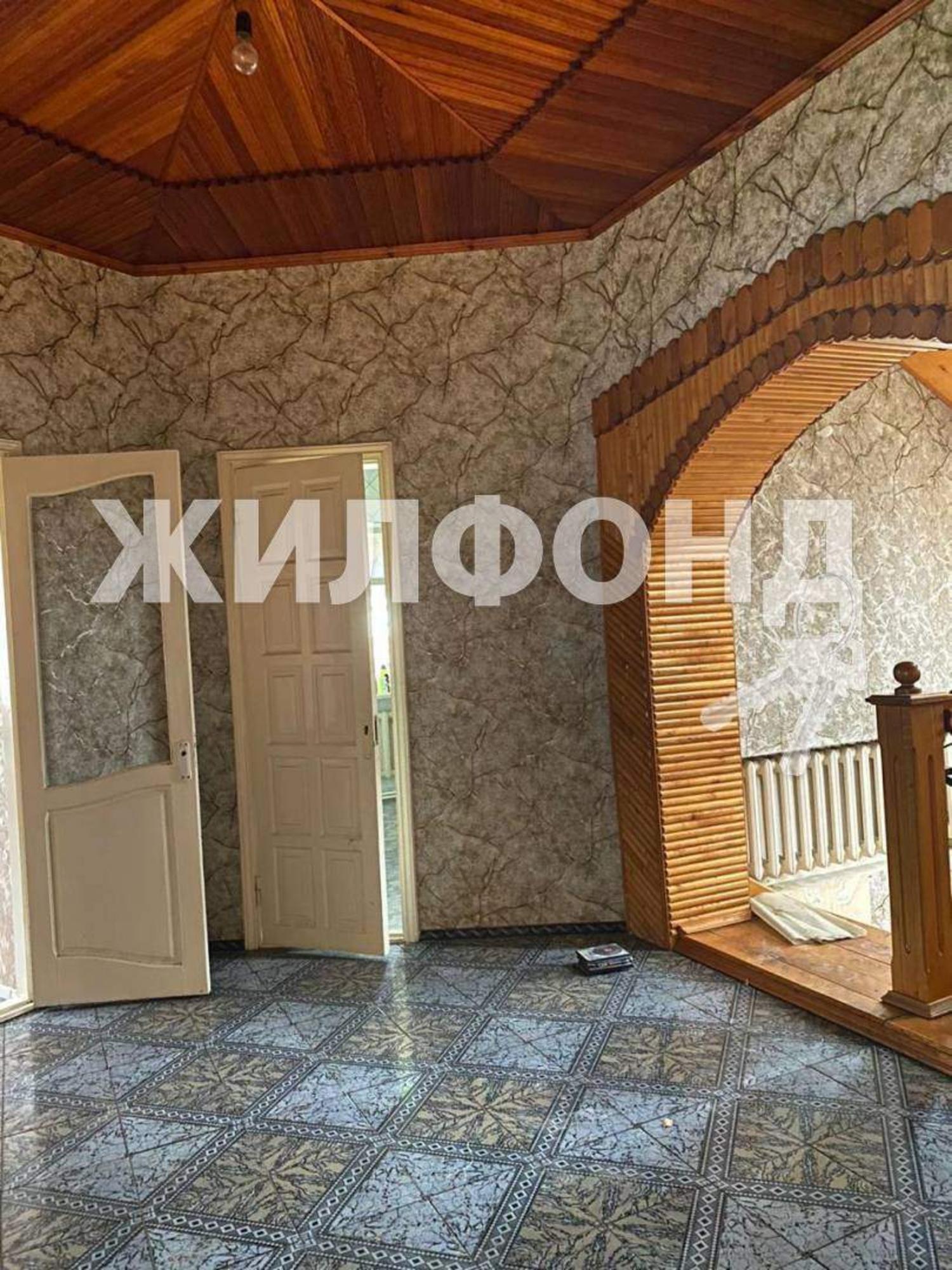 Купить дачу, дом, коттедж за 15 000 000 рублей на Чайковского улица